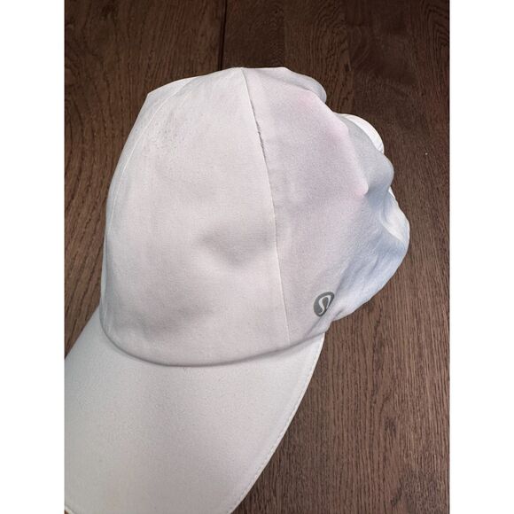 Lululemon Womens Fast and Free Running Hat White - Picture 6 of 6